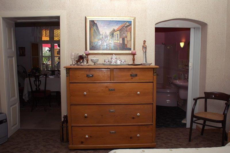 Fonagy Es Walter Vendeg- Es Borhaz Bed and Breakfast Vác Eksteriør billede